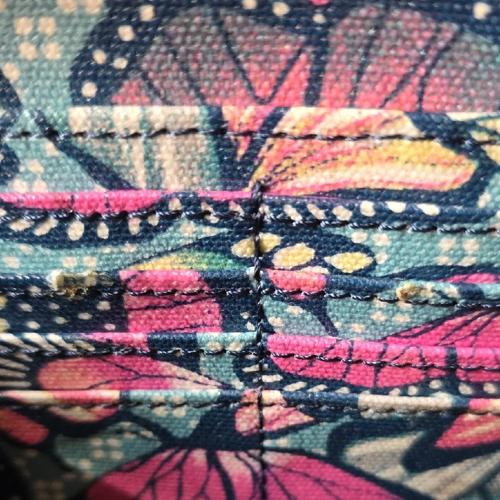 NWT Sakroots Smartphone Wristlet Crossbody - Picture 6 of 10